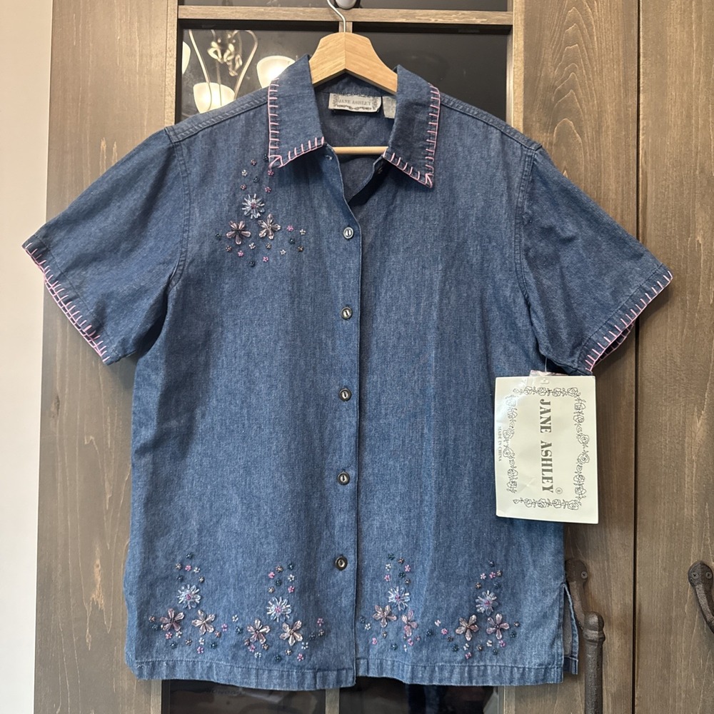 Vintage Jane Ashley Denim Beaded Shirt Short Sleeve Pink Embroidered Womens M